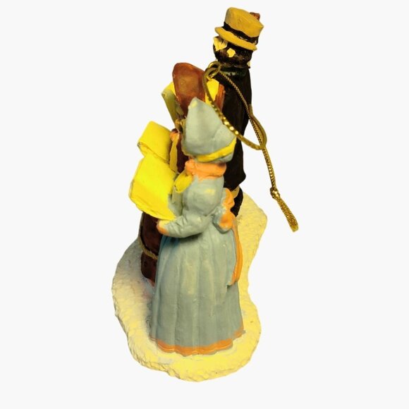 Victorian Carolers Figurine Ornament - Picture 4 of 6